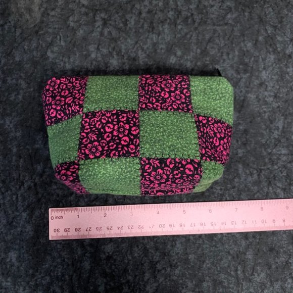 Handmade Quilted Cosmetic Bag - Picture 5 of 8